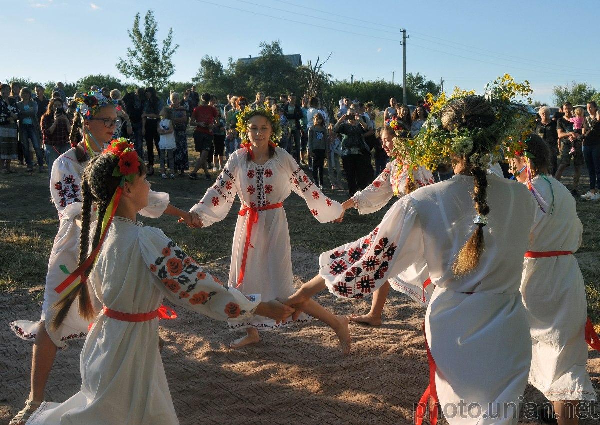 Ивана Купала 7 июля / фото УНИАН Ивана Купала 7 июля / фото УНИАН