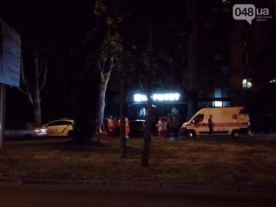 За попередніми даними, водій BMW загинув на місці / фото: 048.ua За попередніми даними, водій BMW загинув на місці / фото: 048.ua