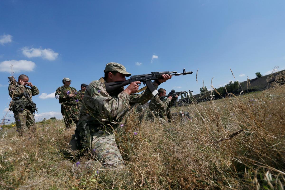 Бойовики на Донбасі / REUTERS