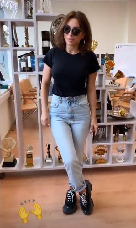 instagram.com/stories/anilorak instagram.com/stories/anilorak