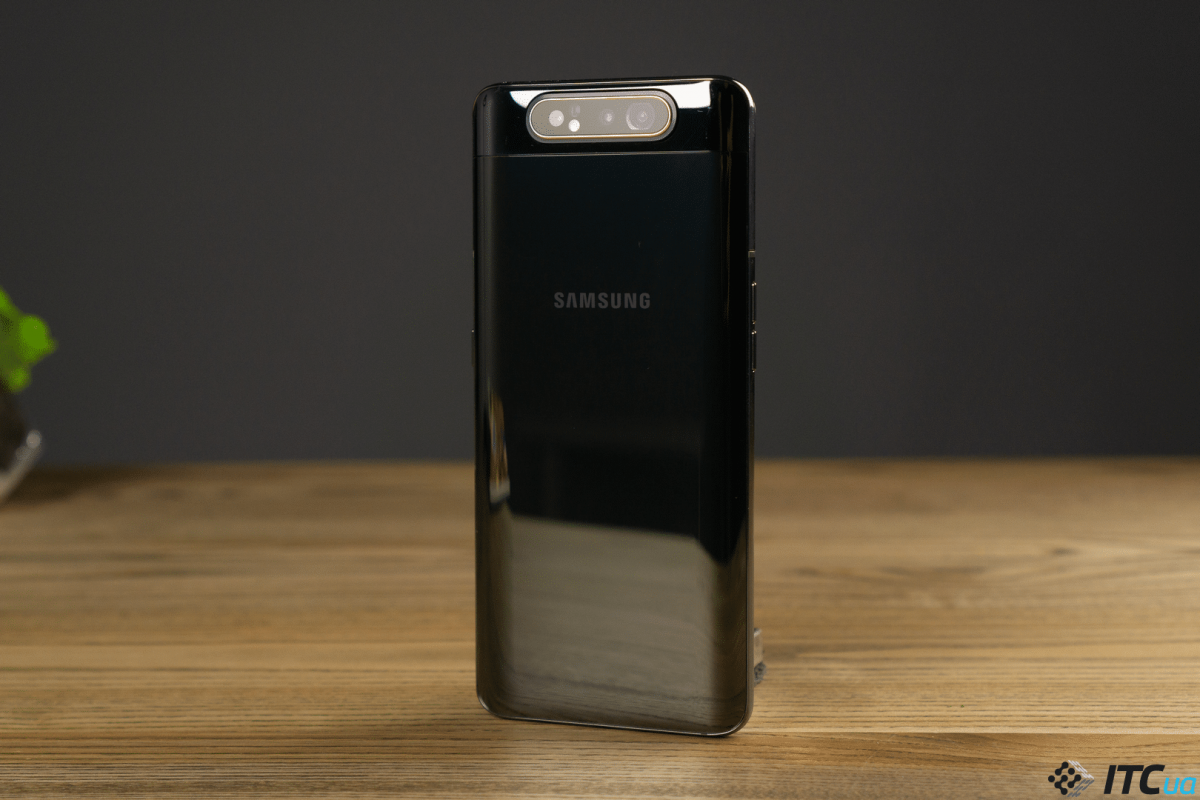 Samsung объяснила, как устроена камера-перевертыш смартфона Galaxy A80 Samsung объяснила, как устроена камера-перевертыш смартфона Galaxy A80