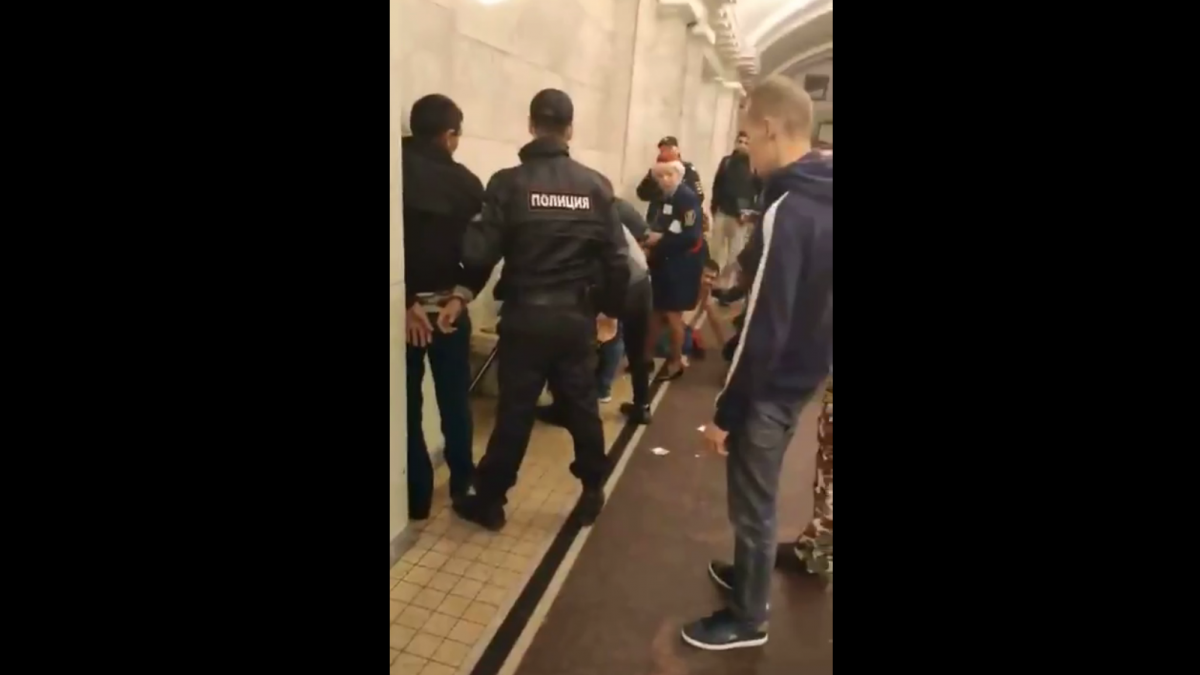 Дагестанцы Избивавшие Пассажира В Метро Фото