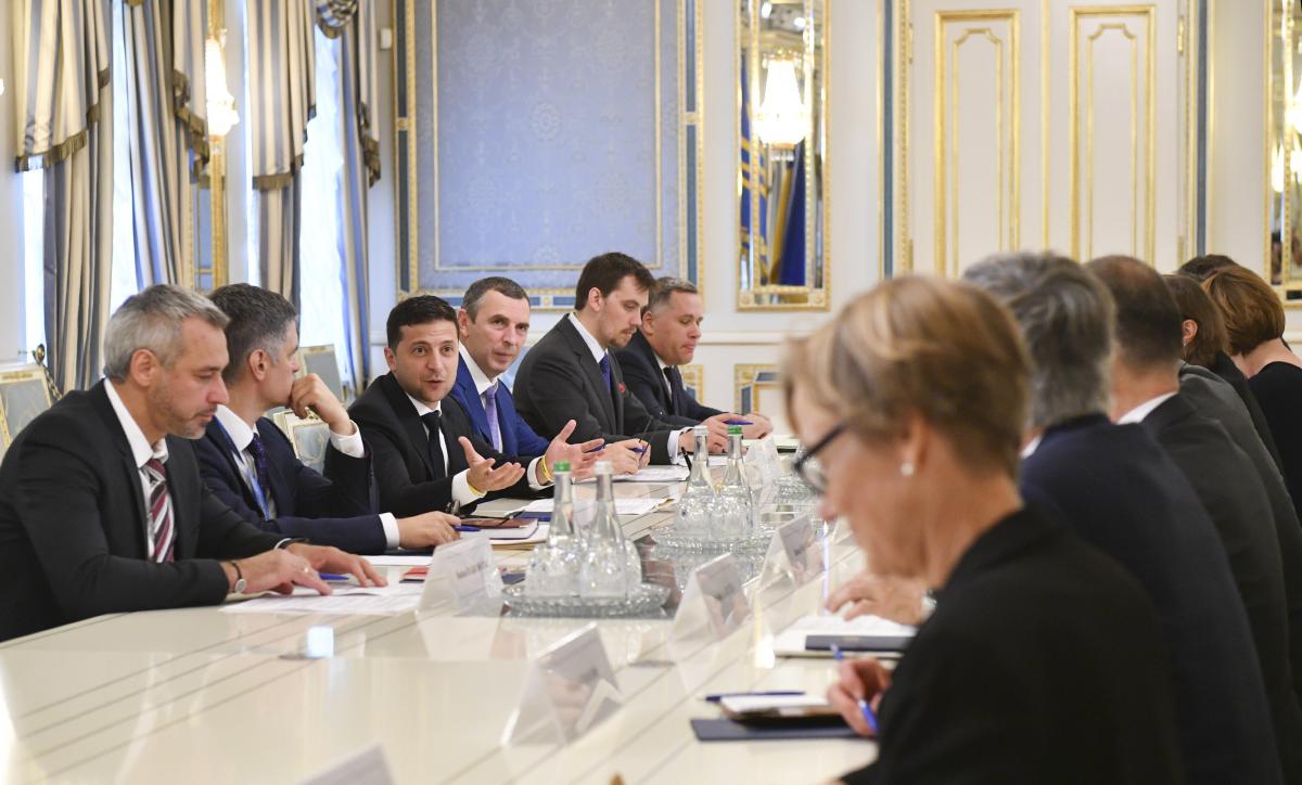 Zelensky meets with foreign envoys / Photo from president.gov.ua Zelensky meets with foreign envoys / Photo from president.gov.ua