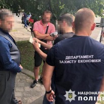 Кличко продолжает массовые чистки чиновников-коррупционеров и благодарит правоохранителей за отличную работу