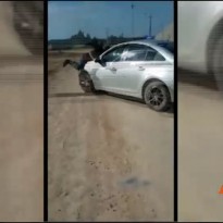 В России копы штурмом взяли авто нетрезвой женщины с детьми в салоне (видео)