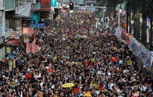 "Удар цунамі": у Гонконгу оцінили вплив протестів на економіку міста