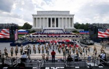 "Салют єдності" та парад Трампа: у США відзначають День незалежності (онлайн)