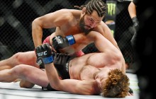 Нокаут за пять секунд: американский боец одержал рекордную победу в UFC (видео)