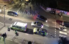 В Лондоне возле отеля автомобиль въехал в толпу, есть пострадавшие