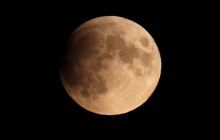 NASA выкупит у частной компании лунный грунт за $1