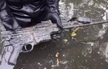 Ентузіасти знайшли у водоймі німецьку штурмову гвинтівку Sturmgewehr 44 (відео)
