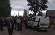 На Львівщині під час погоні поліції за легковиком сталася смертельна ДТП (фото)