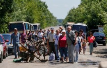 Як українці змушені перетинати лінію розмежування на Донбасі: фоторепортаж