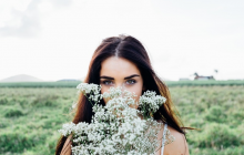 Учені пояснили, про що свідчать зморшки на лобі в молодому віці