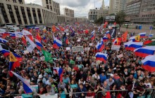 В Москве более 20 тысяч человек вышли на митинг за допуск оппозиционных кандидатов к выборам (фото)