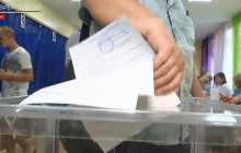 Вибори під час відпочинку: журналісти з’ясовують, як голосують українці на курортах (відео)