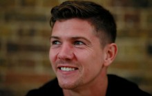 Британский боксер заработает рекордный гонорар за бой против Ломаченко