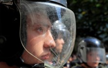 "Мати буянить": школяр з Москви викликав поліцію, бо не хотів спати