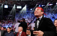 "Приставили к голове пистолет": в Мексике ограбили легенду бокса