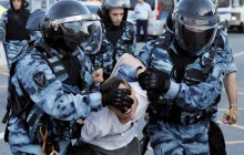 В Кремле хотят разрешить казакам и боевикам с Донбасса избивать россиян на митингах - СМИ