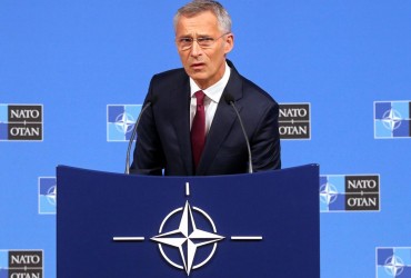 Столтенберг виступить із заявою після засідання Комісії Україна-НАТО