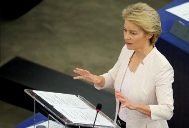 Руководители Евросоюза в Пекине призвали Китай не поставлять оружие в РФ