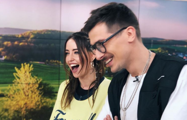 "Були б ідеальною парою": Дорофєєва показала спокусливі танці зі своїм партнером по гурту (фото)