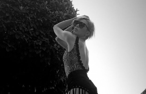 MARUV оголила сідниці у міні-шортах (фото)