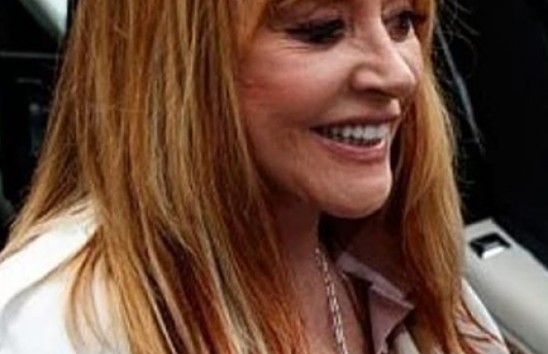 "Стара вішалка!": Алла Пугачова шокувала мережу фото без фільтрів