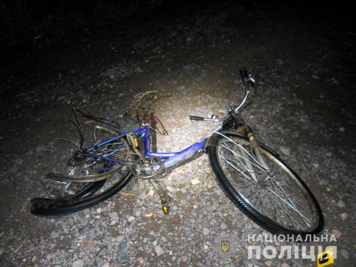 ДТП сталася вчора ввечері в місті Сарни / фото: ГУ Нацполіції Рівненської області ДТП сталася вчора ввечері в місті Сарни / фото: ГУ Нацполіції Рівненської області
