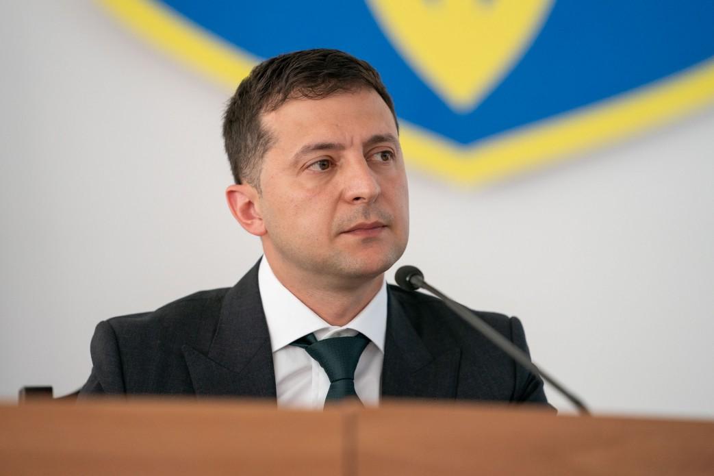 Зеленский отметил, что успешным примером безопасного разведения войск была Станица Луганская / фото president.gov.ua