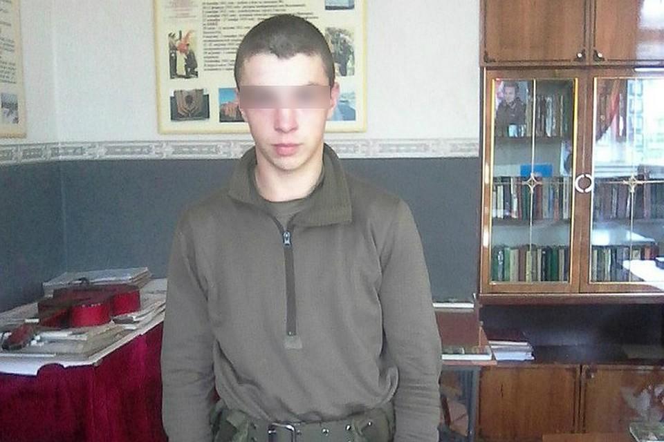 По одной из версий, отчим сильно бил девочку, потому что она мешала ему спать По одной из версий, отчим сильно бил девочку, потому что она мешала ему спать