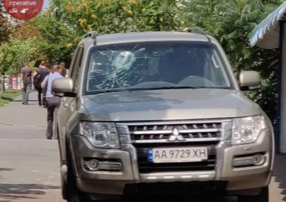 В Киеве водитель "Mitsubishi" наехал на ребенка / Facebook, Киев Оперативный