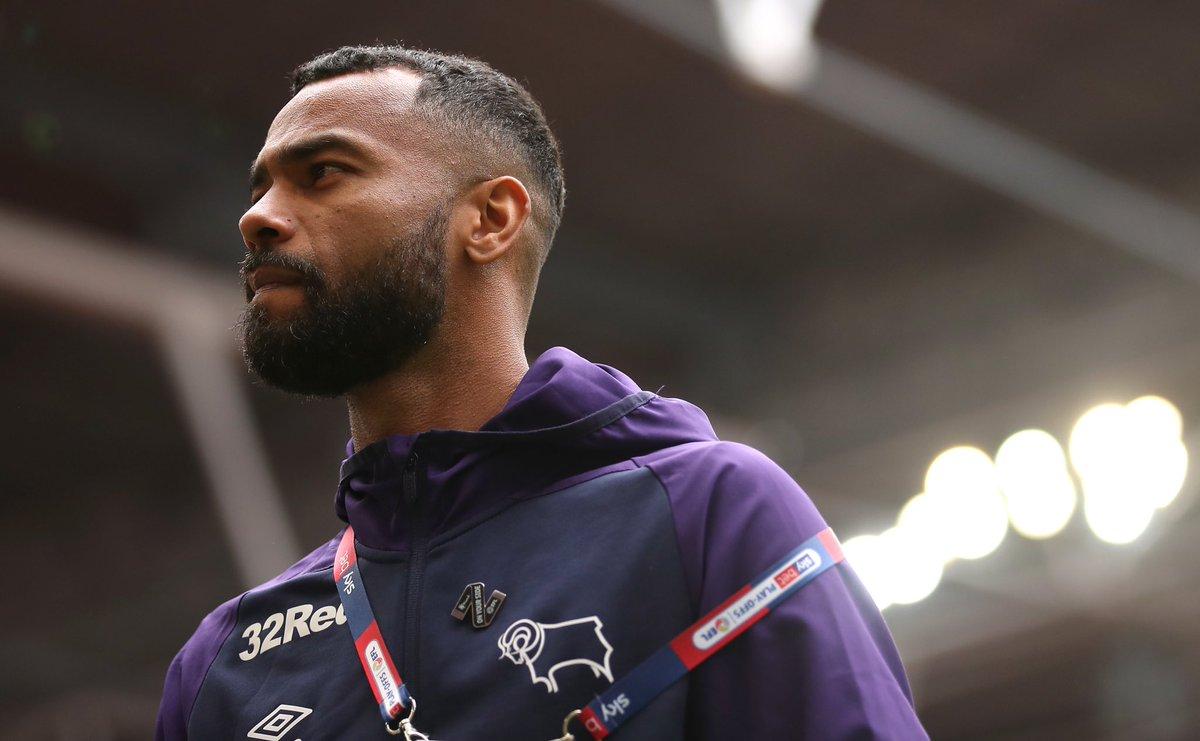 Последним клубом Эшли Коула был Дерби / фото: twitter.com/dcfcofficial Последним клубом Эшли Коула был Дерби / фото: twitter.com/dcfcofficial