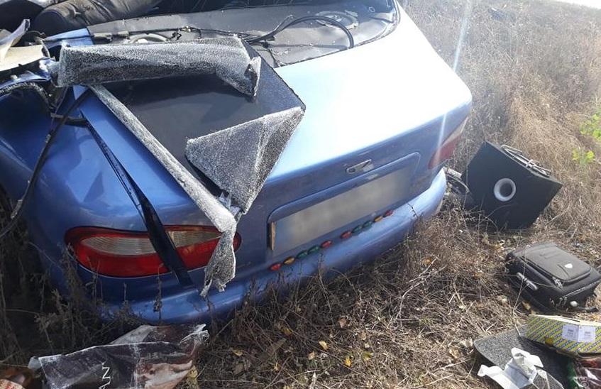 Водій та два пасажири Daewoo Lanos загинули / фото: поліція Черкаської області Водій та два пасажири Daewoo Lanos загинули / фото: поліція Черкаської області