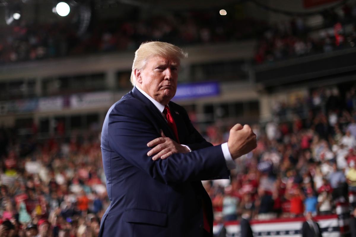 Ударный кулак США уже возле Ирана, и сейчас Трамп думает, куда ударить, - WSJ