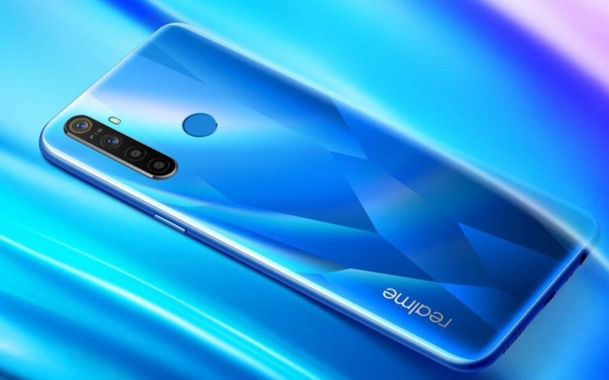Представлены новые дешевые смартфоны Realme /фото Realme Представлены новые дешевые смартфоны Realme /фото Realme