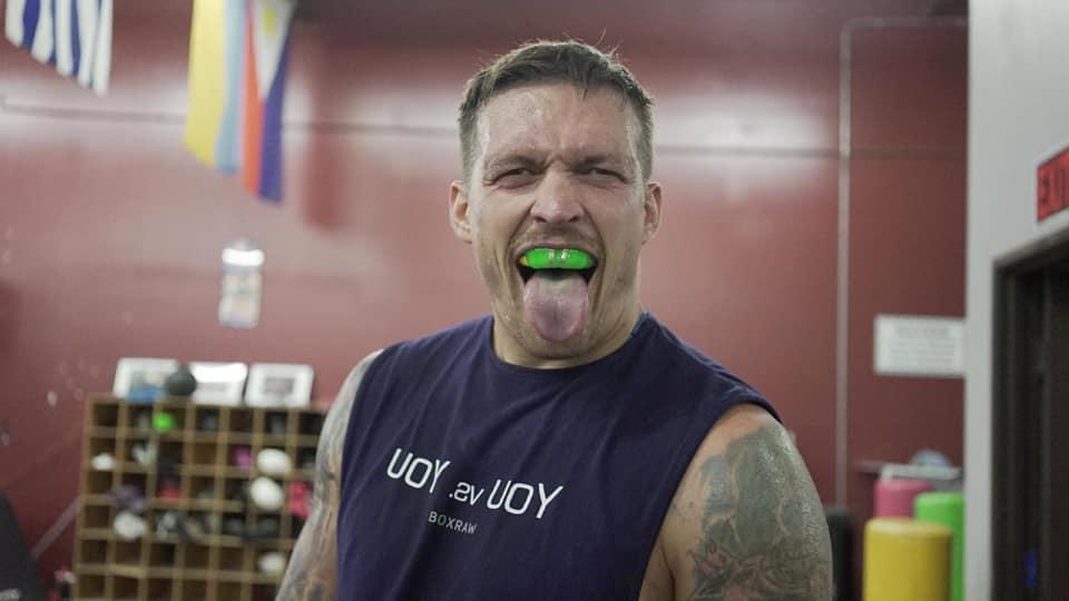 Усик вийде на ринг в Чикаго / фото: facebook.com/Alexanderusyk Усик вийде на ринг в Чикаго / фото: facebook.com/Alexanderusyk