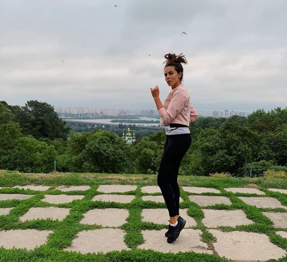 Каменських постала в новому образі / фото instagram.com/kamenskux