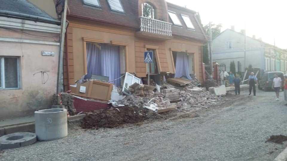 Фото очевидцев из соцсетей Фото очевидцев из соцсетей