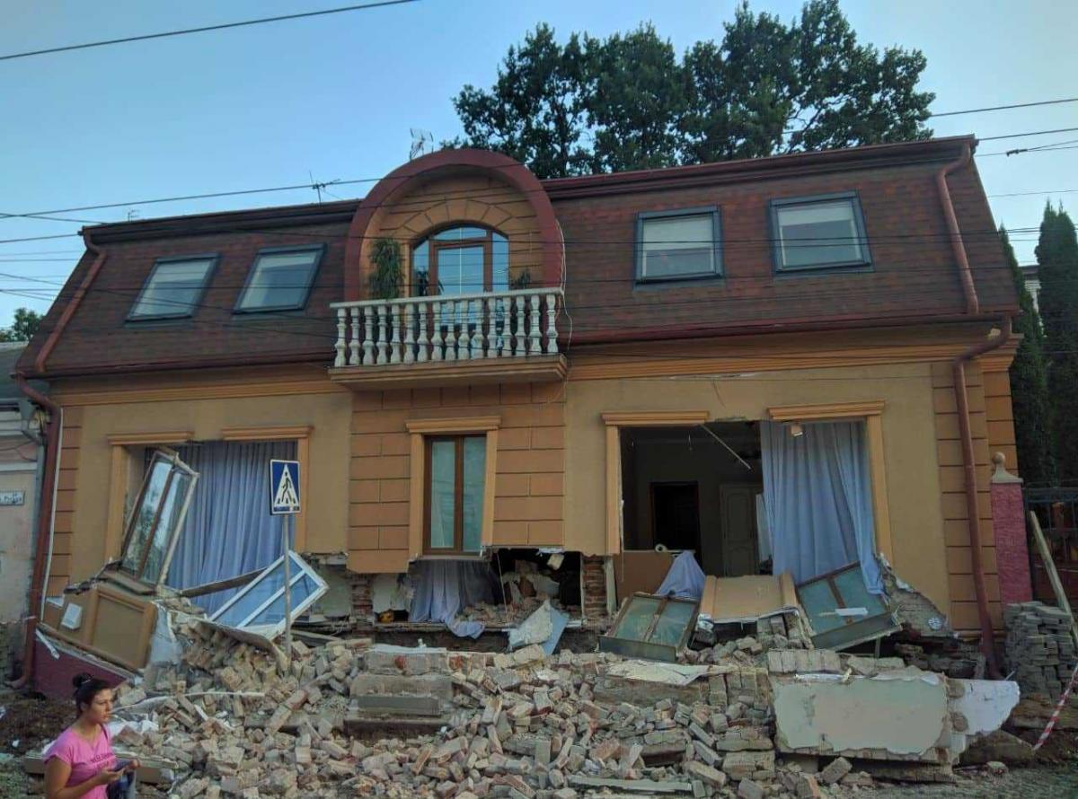 Фото очевидцев из соцсетей Фото очевидцев из соцсетей