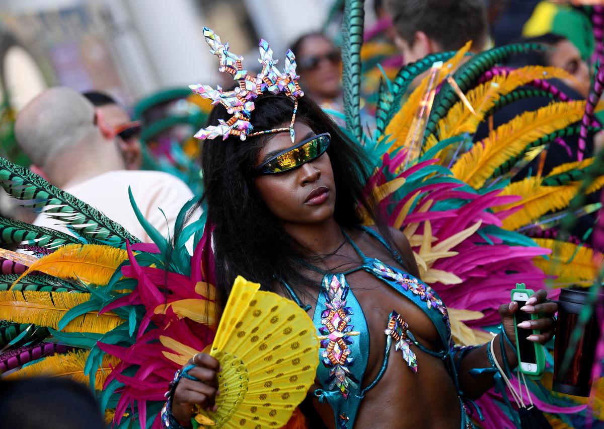 В европейскую карнавальную культуру стоит окунуться хоть раз в жизни / Фото REUTERS