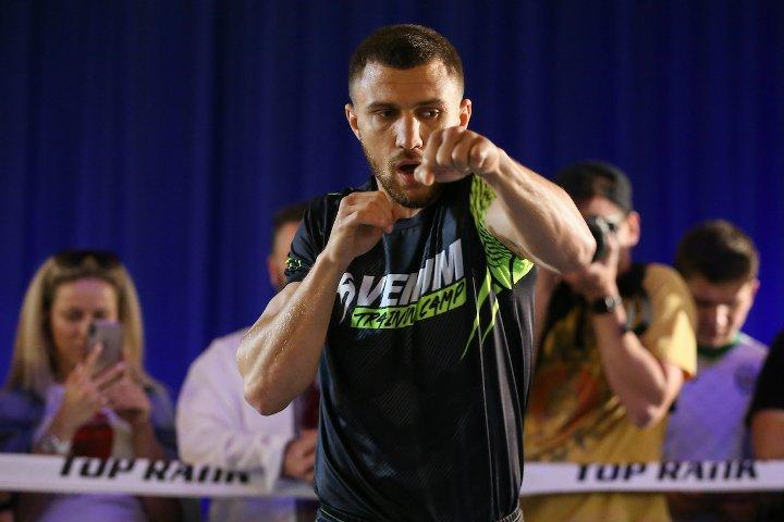 Ломаченко начнет тренировки с января / фото BoxingScene