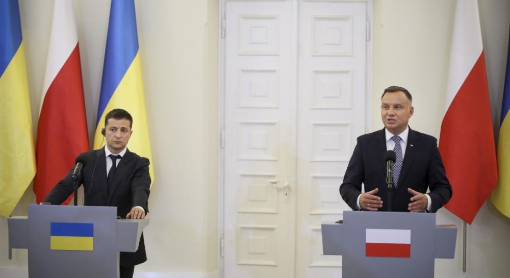 Ukraine-Poland ties - Zelensky, Duda discuss issues of national memory