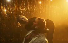 Скандальная MARUV устроила мокрые танцы с известным телеведущим (видео)