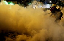 Акции протеста в Гонконге: полиция применила слезоточивый газ против участников