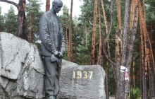 В заповеднике "Быковнянские могилы" открыли выставку в память о репрессированных советской властью крестьянах (фоторепортаж)