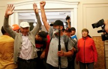 RFE/RL: One dead as Kyrgyz forces leave ex-president's compound, hostages freed (Video)