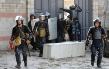 В Бишкеке силовики разогнали сторонников задержанного экс-президента Кыргызстана