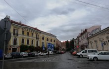 В Ужгороді дозволили роботу громадського транспорту, закладів освіти, харчування та торгівлі